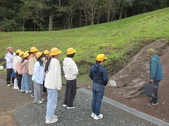 実際の篠山層群の見学