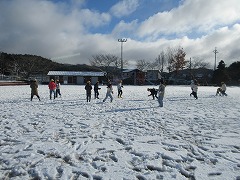 雪遊び