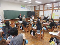 講師の方から話を聞きました