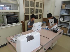 ミシンの作業