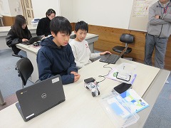 ロボットが動きました