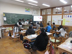 4つの国について発表