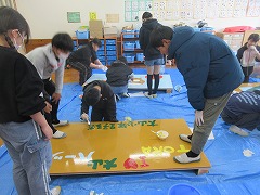 ジャンプ台に絵を描きました