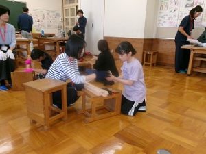 きょうりょくちゅう